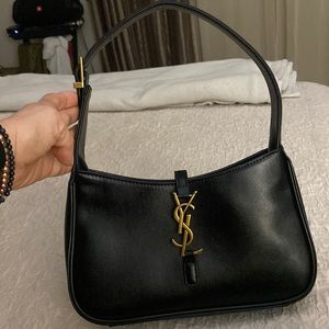 COPY - Ysl le 5 A 7 hobo